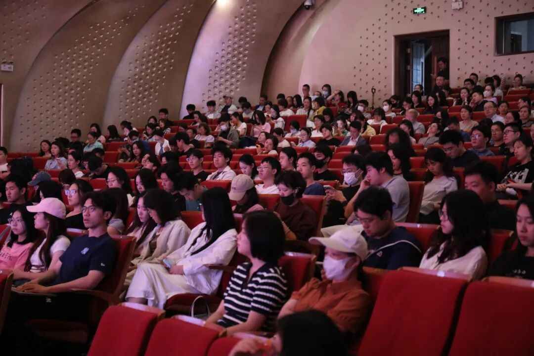 640.jpg 图片